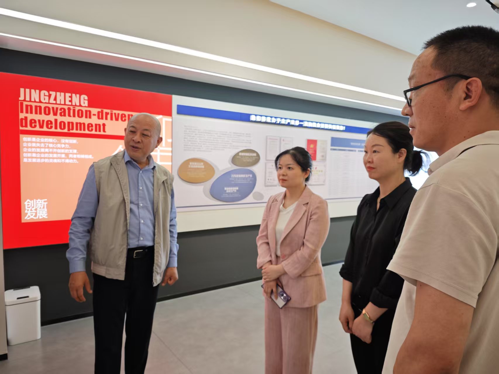 黄副区长来米兰（中国）走访视察